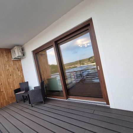 Apartament In Complex Rezidential Ramnicu Valcea Exterior photo